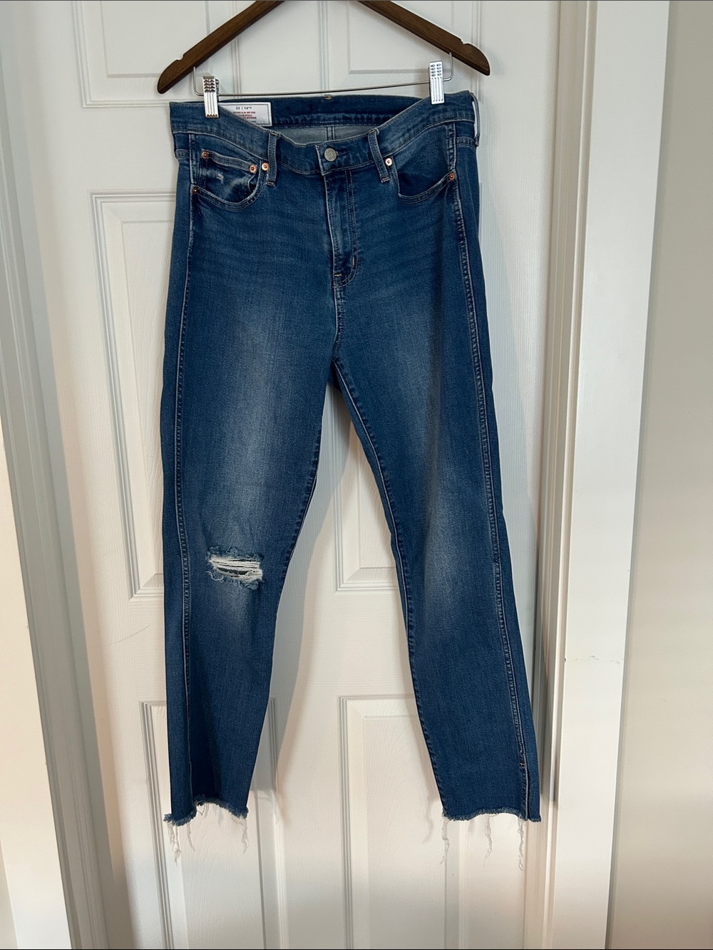 GAP Dark Blue Cropped Raw Hem Jeans